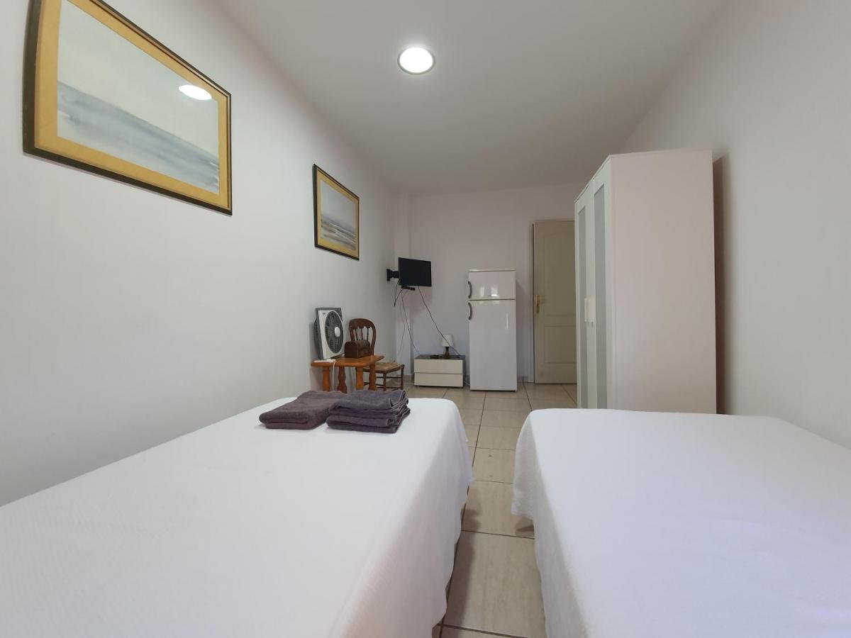Doramas Private Rooms Shared Toilet Playa del Ingles  Exterior photo